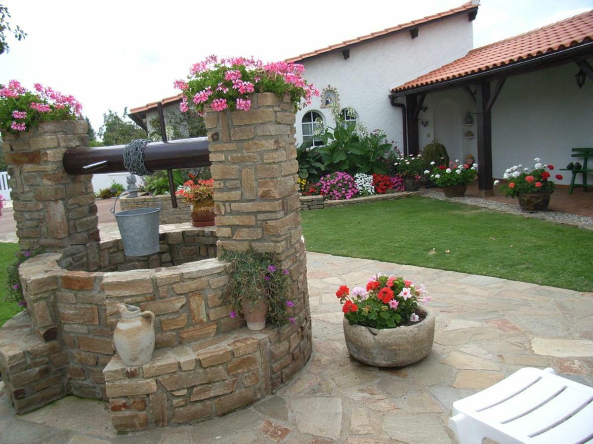 Hotel Chez Bernadou Machecoul Exterior foto